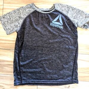 Youth 14/16 Reebok dry fit T-shirt